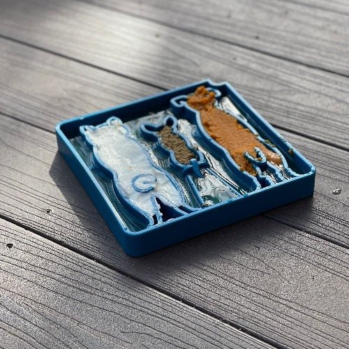 SodaPup Waiting Dogs eTray Shallow Slow Feeder - FurrowpetstoreBowls, Feeding & EnrichmentSodaPup/True Dogs, LLC