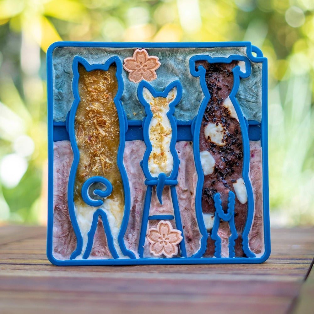 SodaPup Waiting Dogs eTray Shallow Slow Feeder - FurrowpetstoreBowls, Feeding & EnrichmentSodaPup/True Dogs, LLC
